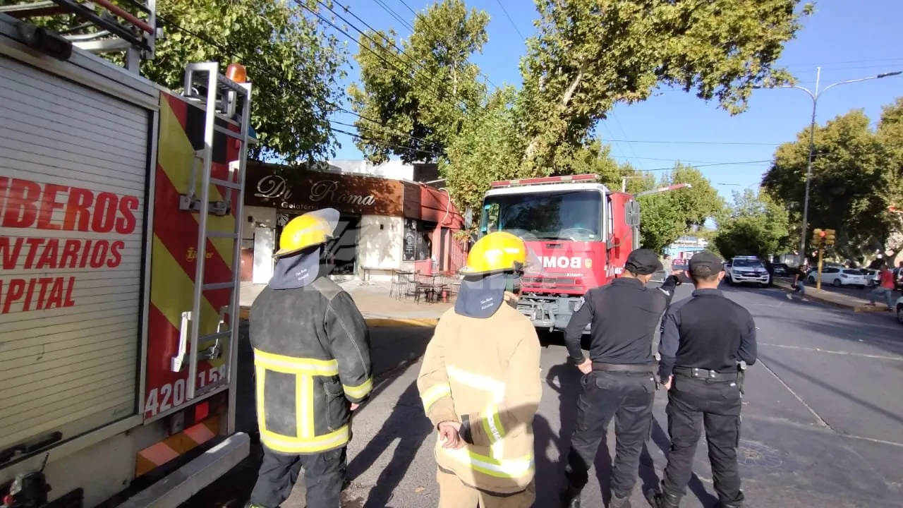 incendio en Di Roma (6).jpg
