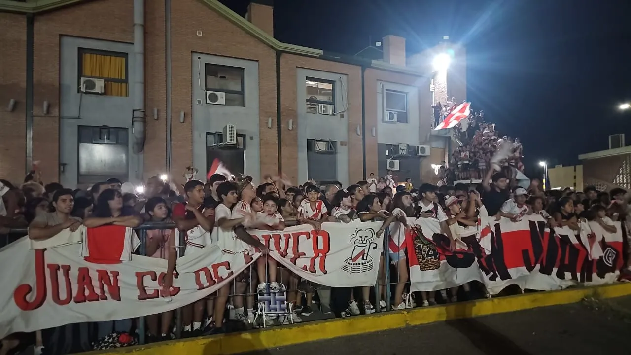 WhatsApp Image 2025-02-21 at 21.01.48 (1).jpeg