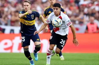 Boca toma ventaja en el superclásico