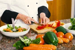 Habilitan de forma virtual el curso oficial de manipulación de alimentos