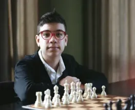 Faustino Oro alcanzó el título de Gran Maestro y marcó un nuevo récord