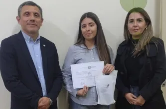 La estudiante sanjuanina que asistió a un pasajero descompensado en un colectivo recibió un reconocimiento