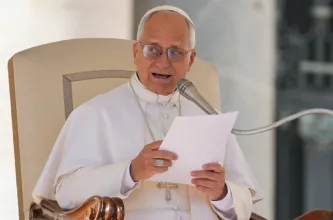 León XIV fijó la posición del Vaticano sobre la inteligencia artificial y pidió límites al poder tecnológico