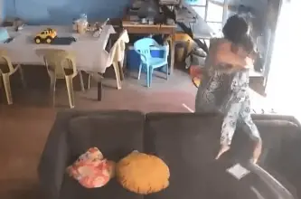 Un gesto a segundos del sismo en Filipinas se convirtió en símbolo de la tragedia