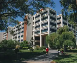 Una jubilada deberá reintegrar más de $4,2 millones al Estado tras seguir cobrando por casi nueve años
