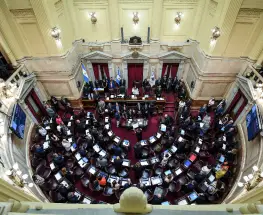 Un informe revela que la mayoría de los diputados de LLA asumió sin antecedentes en cargos públicos