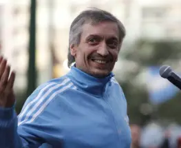 Kirchner impulsa una iniciativa para reforzar el control del Congreso sobre el endeudamiento