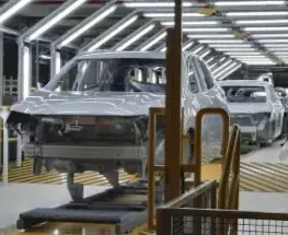 GM normaliza la producción en Santa Fe y reduce la jornada en su planta de Alvear