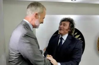 Milei se reunió con Felipe VI en Colombia durante su gira por la región
