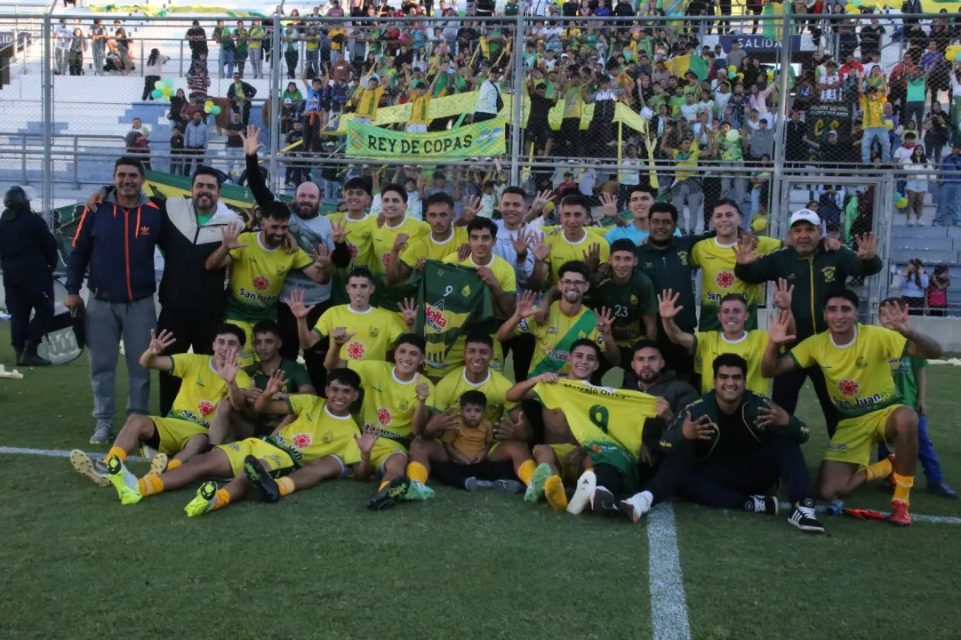 Peñaflor campeon 6.jpg