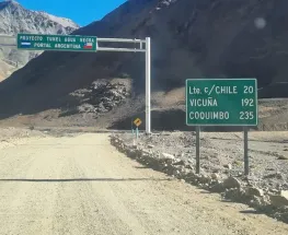 Miles de personas cruzaron por Agua Negra y buscan extender la apertura del paso