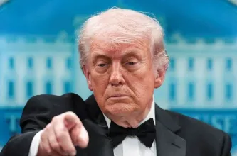 Trump ironizó sobre el chaleco antibalas tras el ataque en Washington