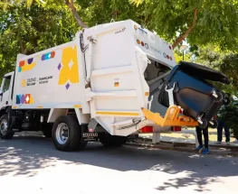 San Juan Capital programa limpieza y puesta a punto de plazas durante cinco días