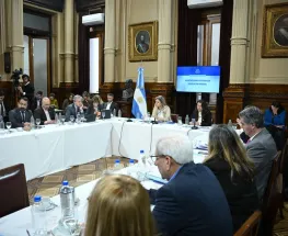 El Senado dictaminó a favor de eliminar topes a la compra de tierras por extranjeros