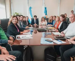 Con dos rechazos confirmados, el Gobierno vuelve a reunirse con los gremios docentes