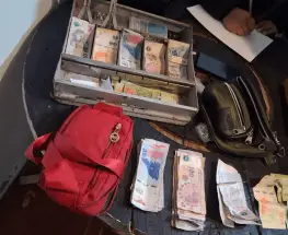 Secuestran cocaína, efectivo y balanzas en allanamientos realizados en Rivadavia