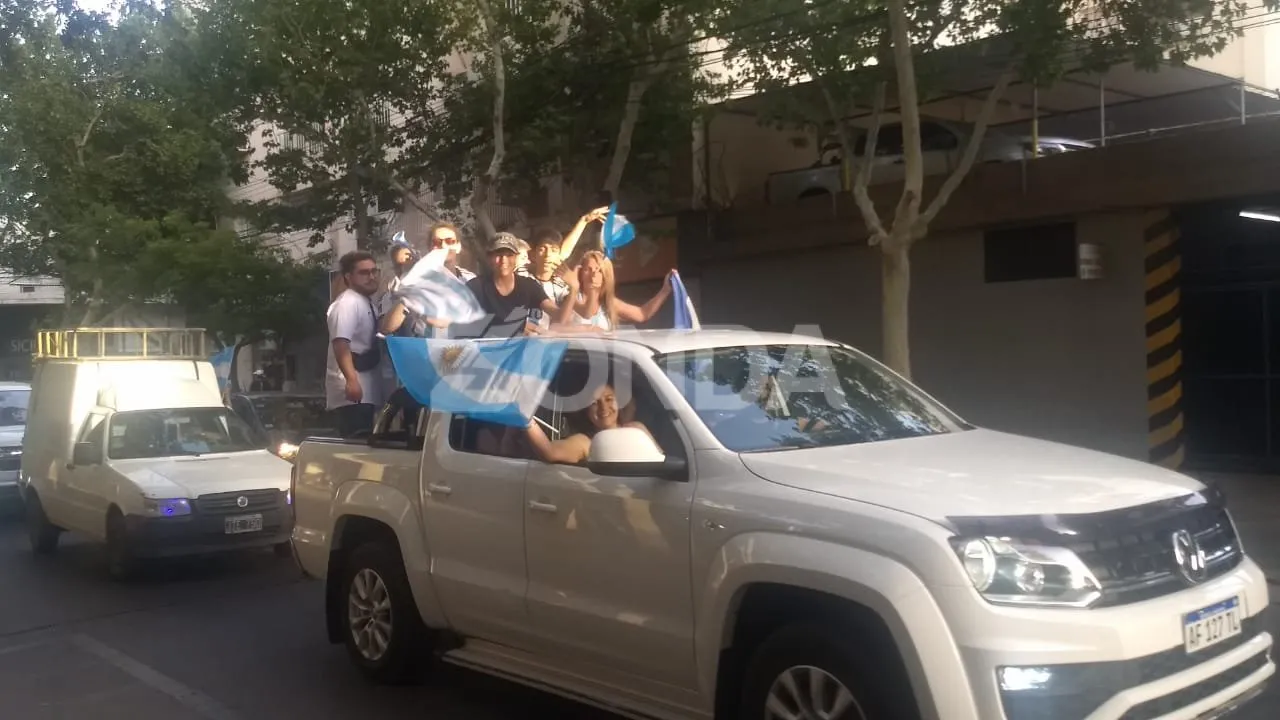 sanjuaninos festejando (2).jpeg