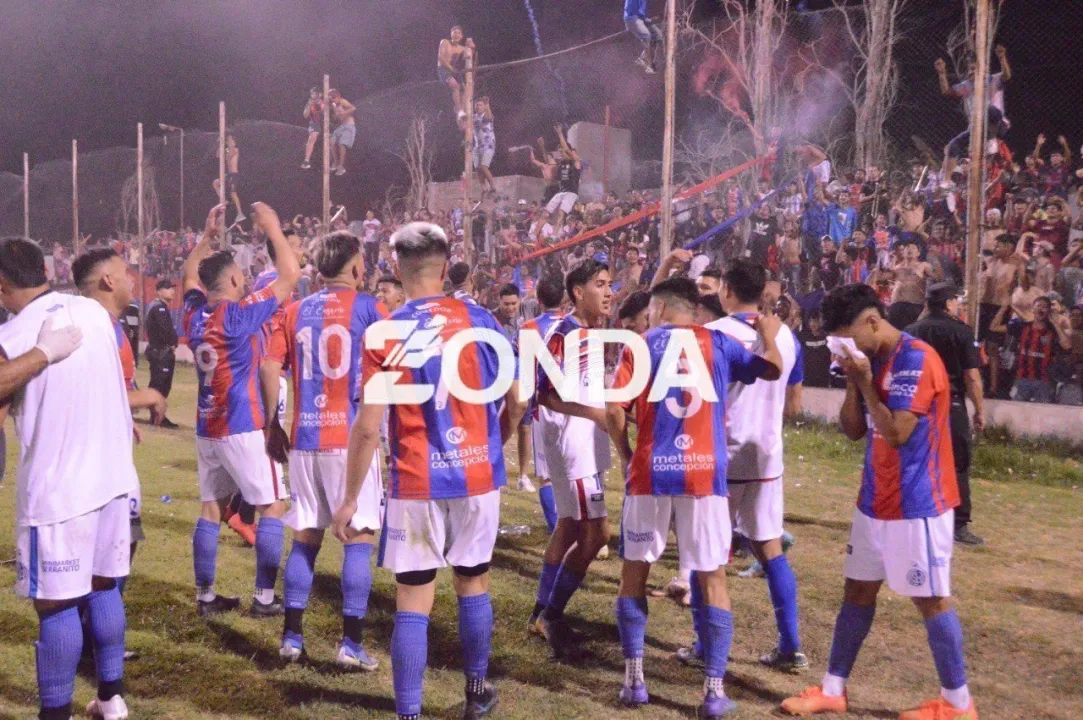 San Lorenzo de Ullum campeon 1.jpg