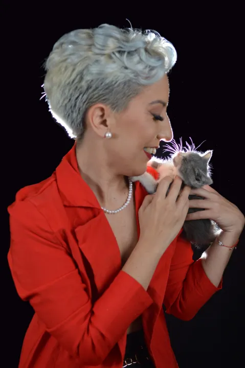 María Daniela Illanes Fernandez, en sesión de fotos artísticas con Carlos Vargas.