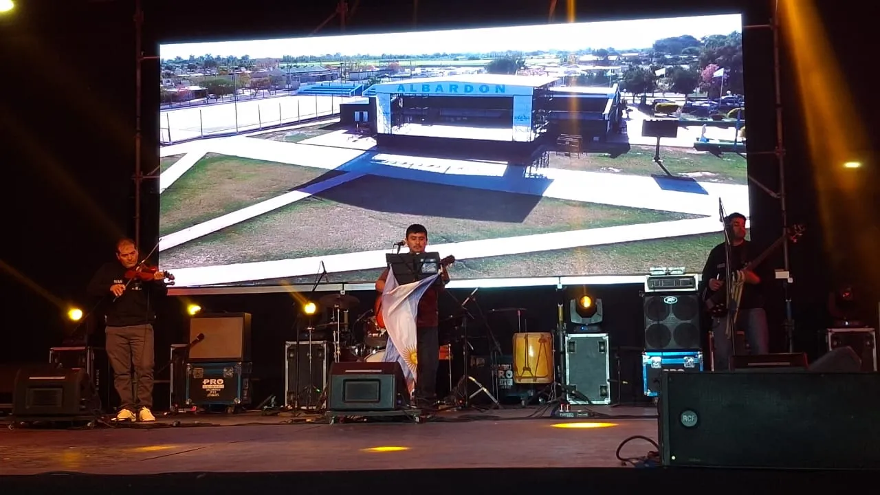 WhatsApp Image 2025-11-21 at 11.11.49 PM.jpeg