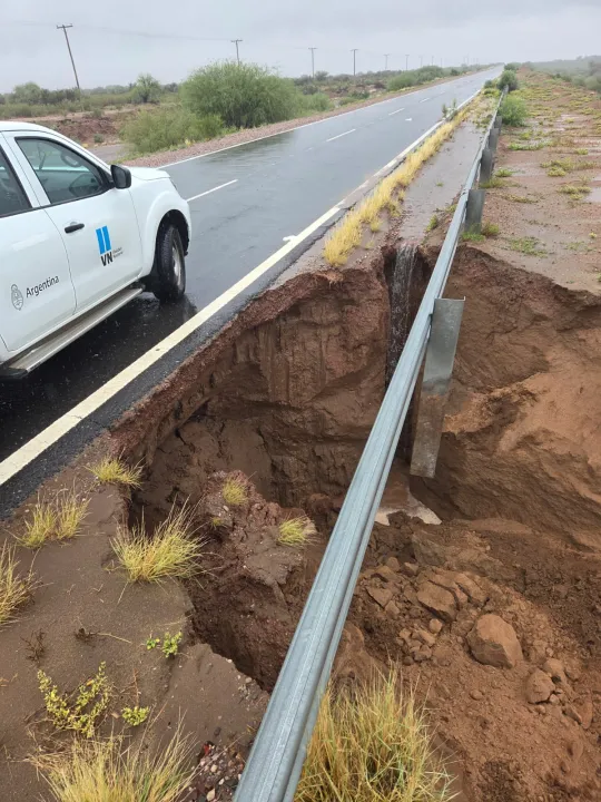 lluvia ruta socavón daños 