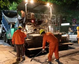 Corte en una calle céntrica por obras de pavimentación