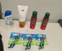 Quiso llevarse mercadería sin pagar de un supermecado y lo atraparon en el acto