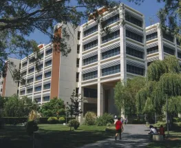 Por qué no trabaja la administración pública este miércoles 1 de abril