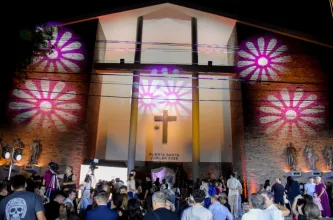 Homenaje a la Santa Cruz: fe, cultura y tradición en el corazón de la Ciudad