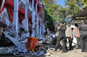 Un sismo de 7,4 en Indonesia dejó una víctima fatal y daños materiales
