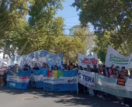 Docentes convocan a paro y movilización en San Juan por reclamos salariales
