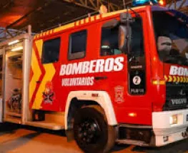 Un incendio en una casa dejó a un hombre herido y movilizó a Bomberos