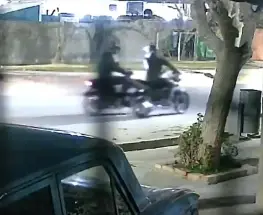 Le sustrajeron la moto mientras buscaba a su hijo en Pocito