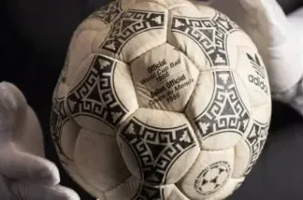 Sale a remate la pelota histórica del partido de Maradona ante Inglaterra en 1986