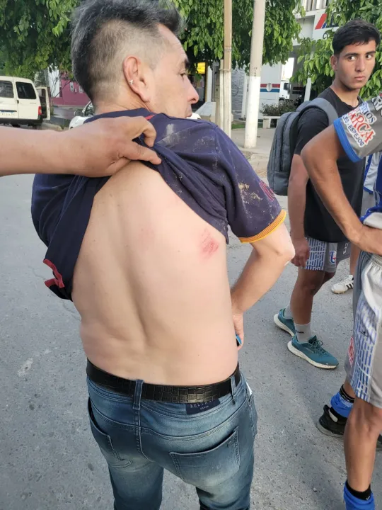 Graves incidentes en Ullum contra el plantel de Unión VK 5.jpg