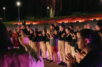 Emotivo Vía Crucis representado por el Ballet Sembrando Ilusiones