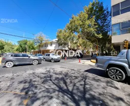 Cuatro vehículos protagonizaron un choque en el centro de San Juan