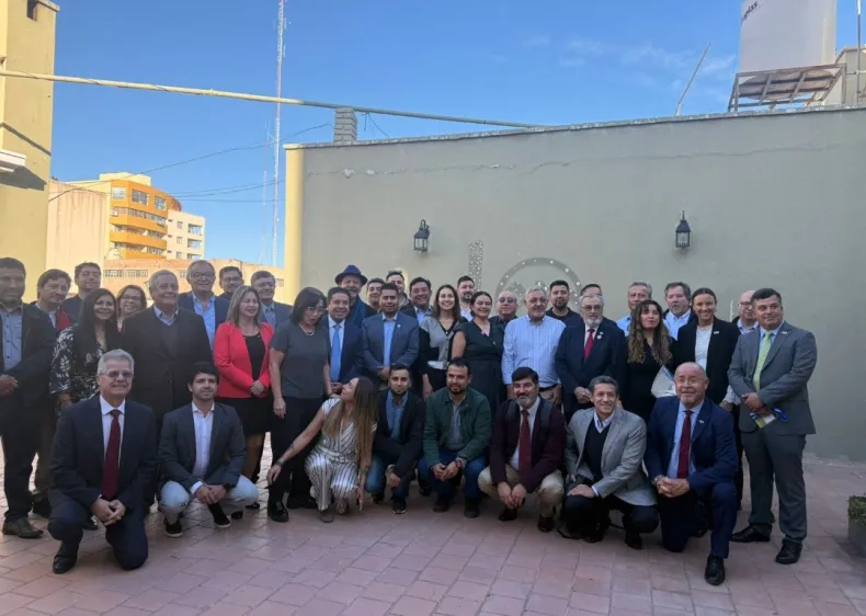San Juan fue sede de un diálogo binacional con autoridades de Chile en el marco de la Feria Minera