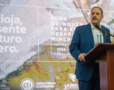 Quintela lanzó un plan quinquenal para convertir a La Rioja en un polo minero