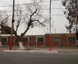 Detuvieron a un joven que intentó robar un celular dentro de una escuela en Chimbas