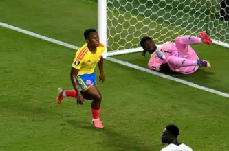 Colombia eliminó a Ghana y avanzó a octavos con gol de Arias