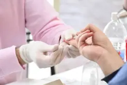 El Ministerio de Salud refuerza la prevención de hepatitis virales con testeos y vacunas