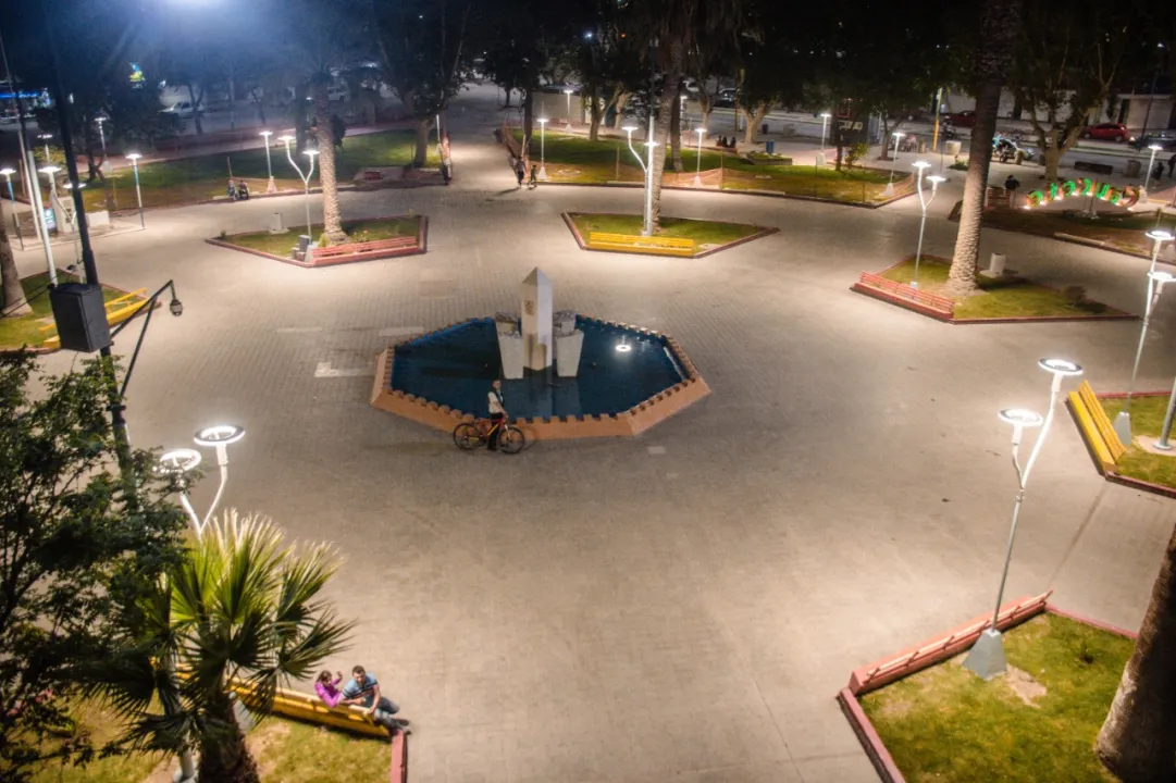 Inauguran la remodelación de la plaza de Caucete