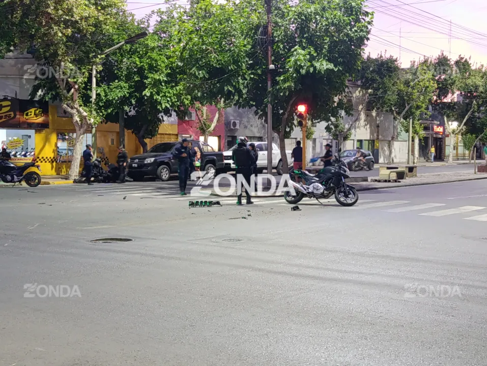 CHOQUE MOTO POLICIA CENTRO
