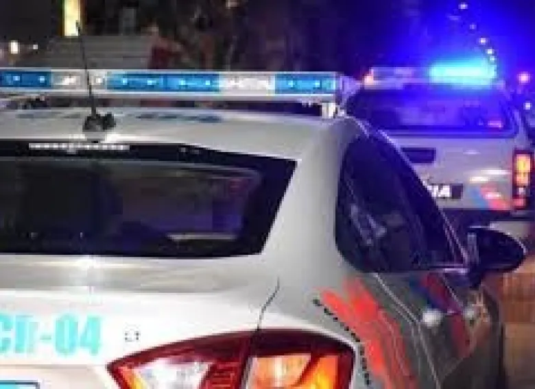 Lo frenaron por una infracción y descubrieron que tenía pedido de captura por una causa de abuso sexual