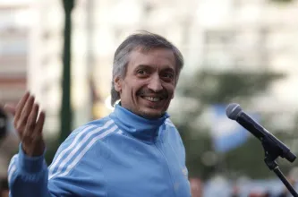 Kirchner impulsa una emergencia para amortiguar el impacto de la crisis externa