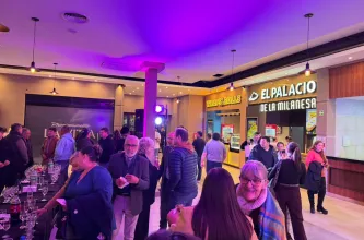 Orrego participó de la inauguración de un importante centro comercial en Chimbas