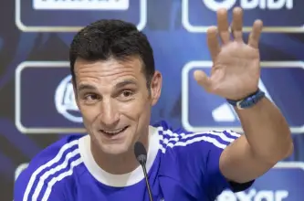 Scaloni confirmó a Messi para el amistoso y definirá el reemplazo de Balerdi