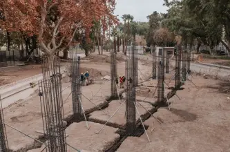 Avanza la construcción del puente peatonal sobre el lago del Parque de Mayo