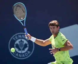 Navone dio vuelta un partido exigente y sigue en Montreal; Etcheverry y Báez se despidieron
